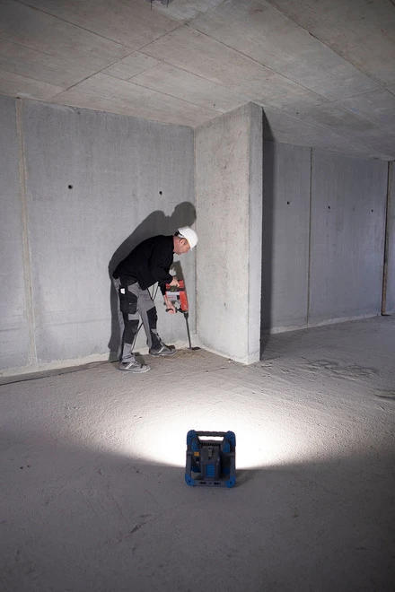 Brennenstuhl LED Akku Arbeitsstrahler BS 5000 MA Bosch System, 6000lm, IP55 – Bild 15